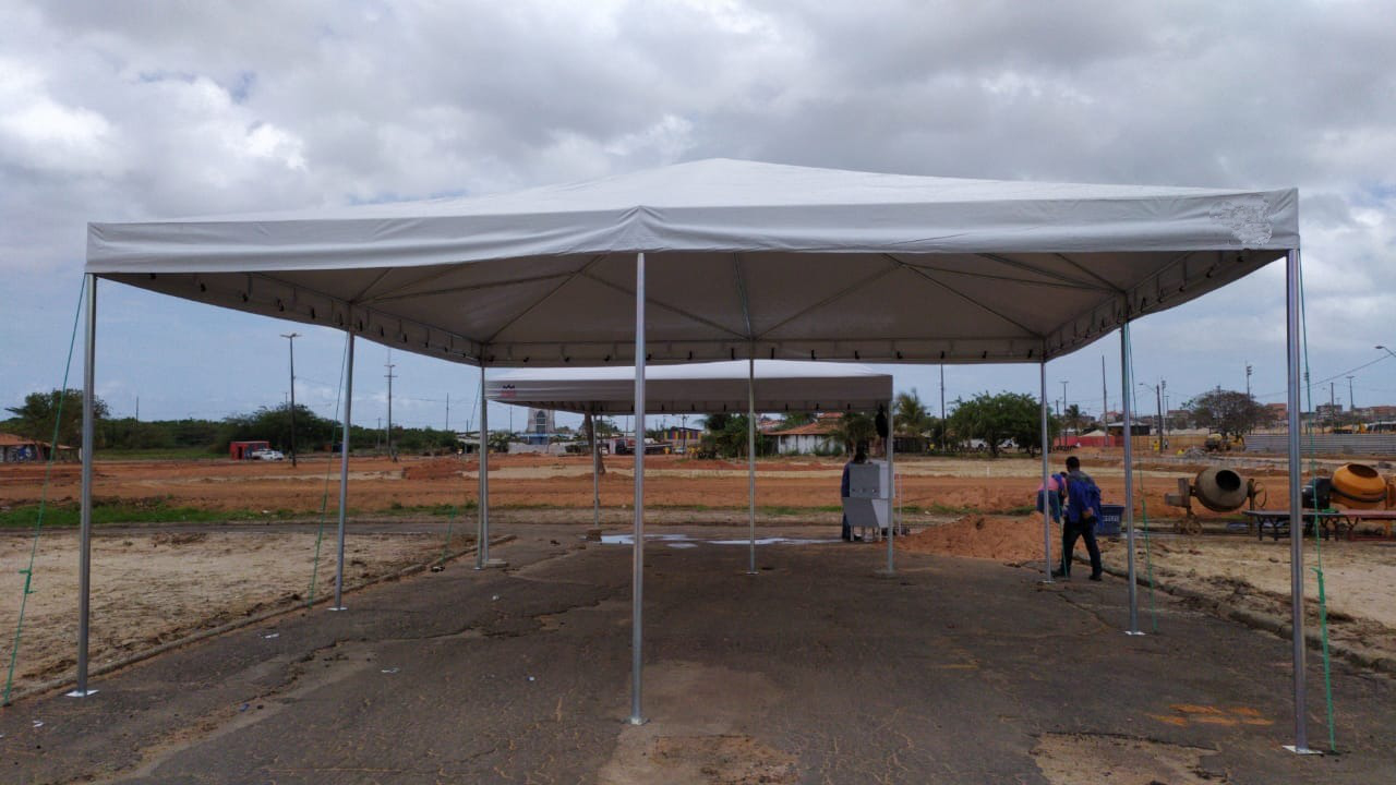 Tenda Piramidal 8x8M